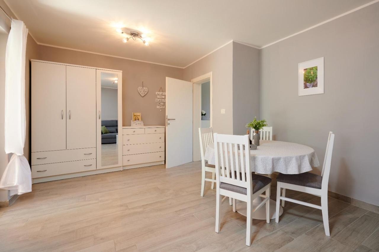Apartmani Oaza Trogir Exterior foto