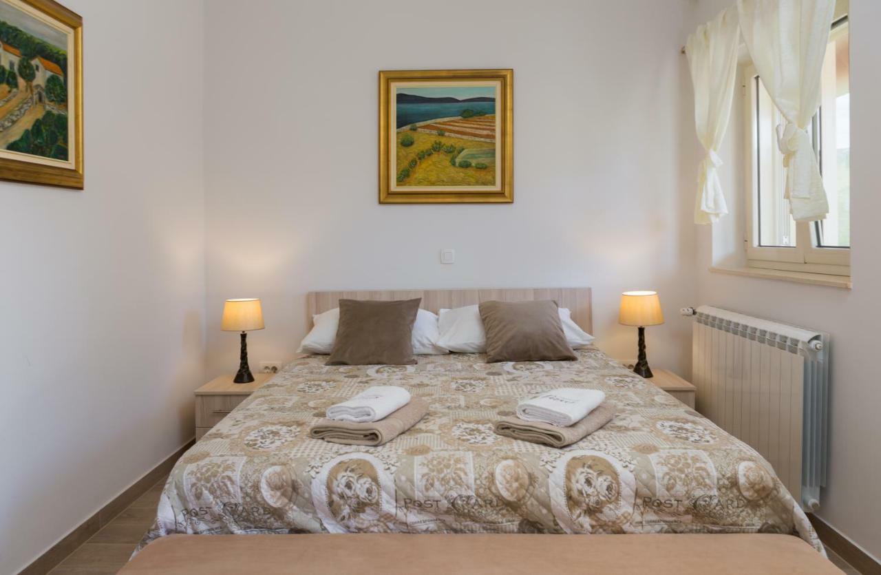Apartmani Oaza Trogir Exterior foto