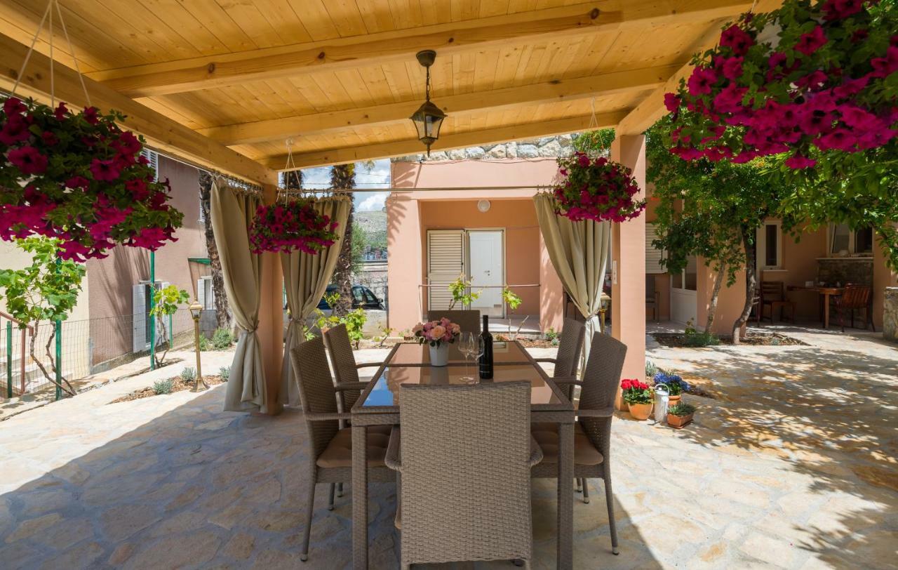 Apartmani Oaza Trogir Exterior foto